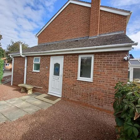 Leominster 3 Bedroom House Parking Garden Private エクステリア 写真