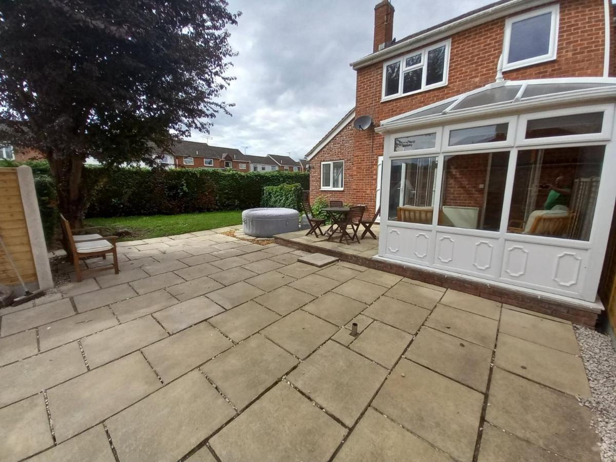 Leominster 3 Bedroom House Parking Garden Private エクステリア 写真