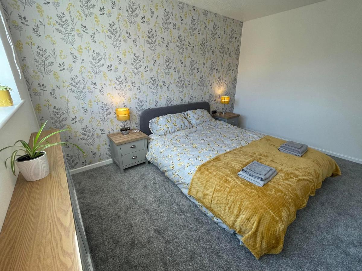 Leominster 3 Bedroom House Parking Garden Private エクステリア 写真