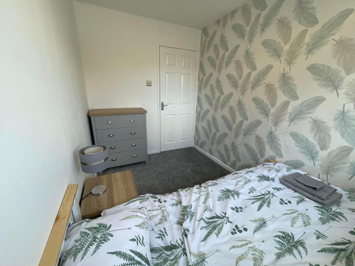Leominster 3 Bedroom House Parking Garden Private エクステリア 写真